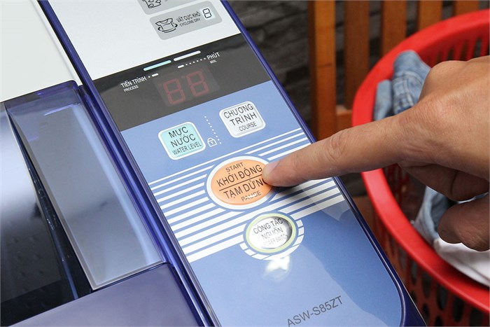 Máy giặt Sanyo 8.5 kg ASW-S85ZT