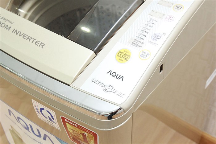 Máy giặt Aqua 9 kg AQW-DQ900HT