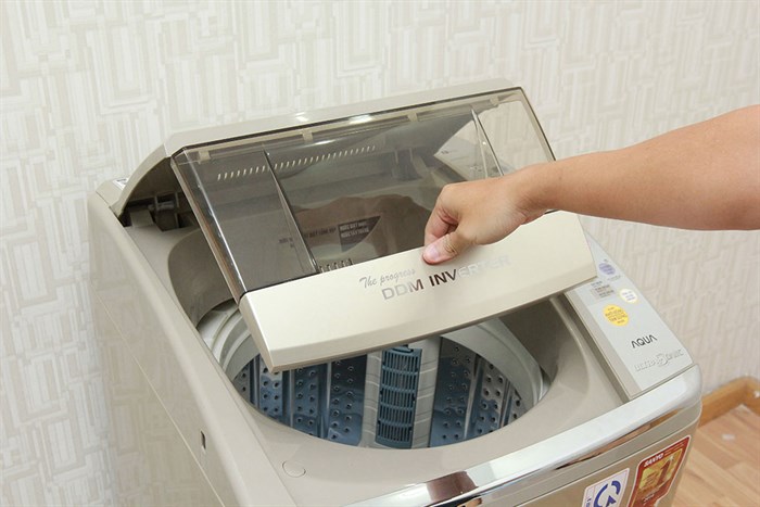 Máy giặt Aqua 9 kg AQW-DQ900HT