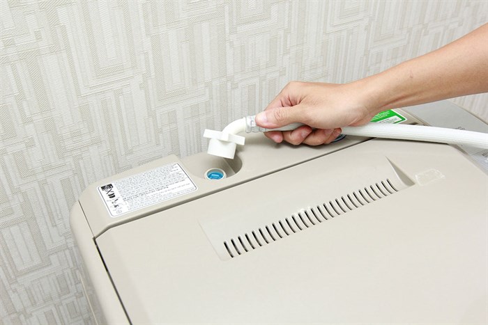 Máy giặt Aqua 9 kg AQW-DQ900HT