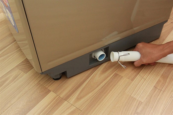 Máy giặt Aqua 9 kg AQW-DQ900HT