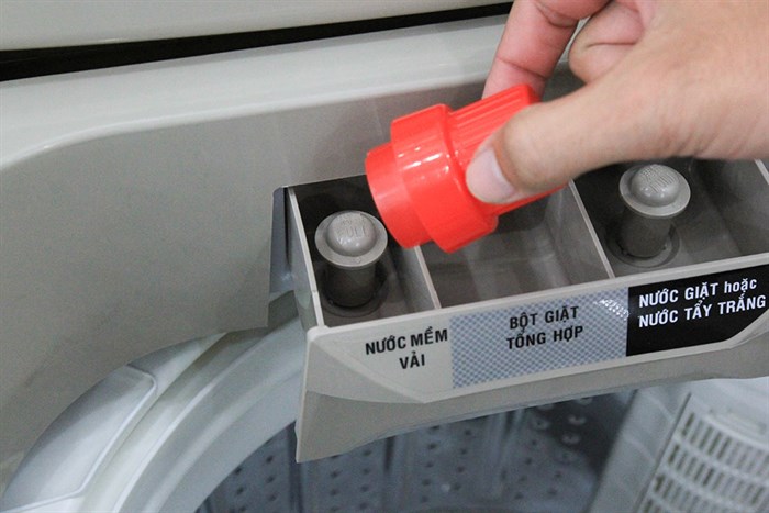 Máy giặt Aqua 7 Kg AQW-U700Z1T