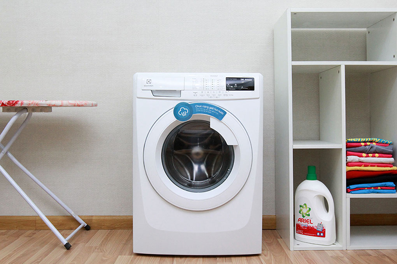 Máy giặt Electrolux 8 kg EWF10843