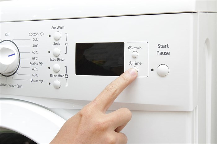 Máy giặt Panasonic 8 kg NA-108VK5WVT Màu Trắng