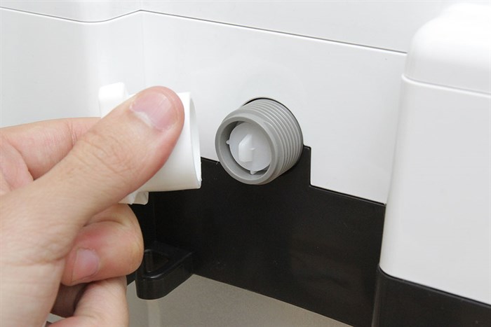 Máy giặt Panasonic 9 kg NA-F90A1WRV Màu Trắng