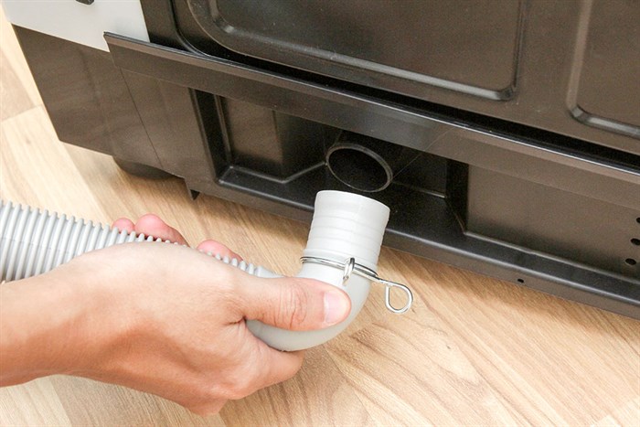 Máy giặt Panasonic 9 kg NA-F90A1WRV Màu Trắng