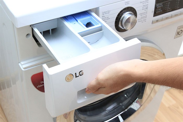 Máy giặt LG 8 kg WD-12600
