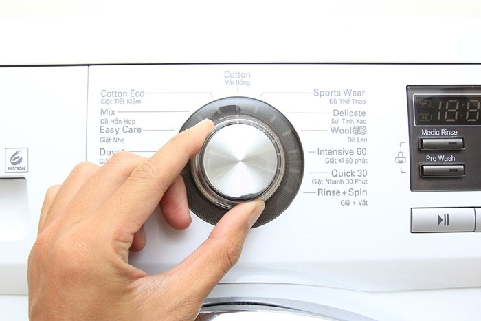 Máy giặt LG 8 kg WD-12600