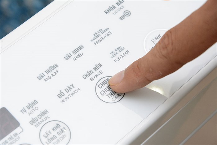 Máy giặt Toshiba 9.5 kg ME1050GV (WD) Màu Trắng - vàng đồng