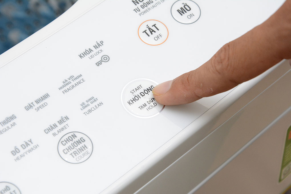 Máy giặt Toshiba 9.5 kg ME1050GV (WD) Màu Trắng - vàng đồng