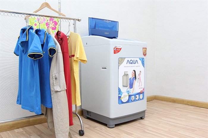 Máy giặt Aqua 9 kg AQW-U90ZT S