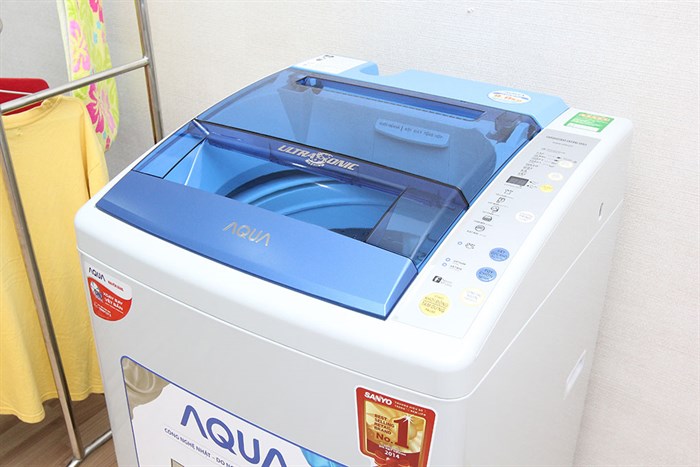 Máy giặt Aqua 9 kg AQW-U90ZT S