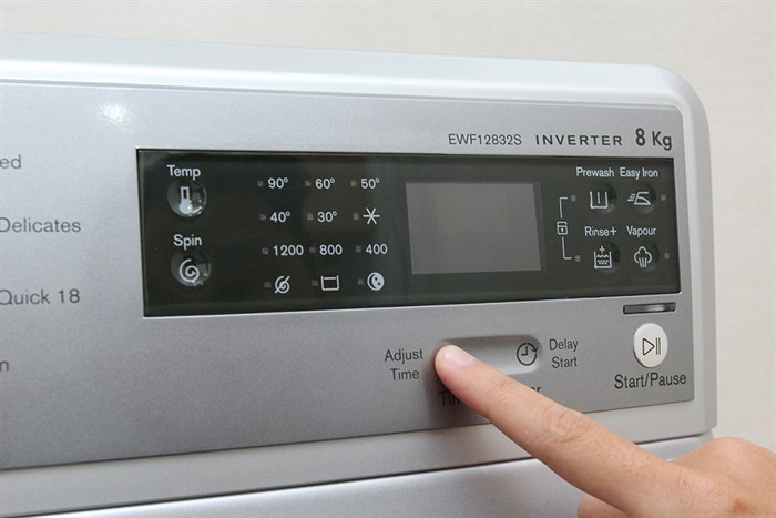 Máy giặt Electrolux Inverter 8 kg EWF12832S Màu Xám