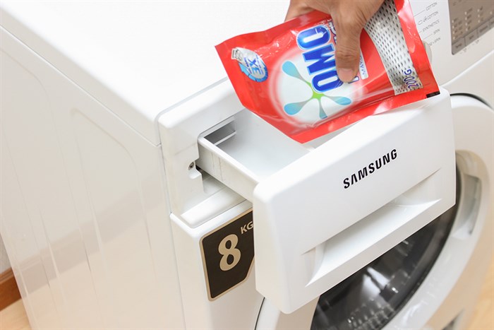 Máy giặt Samsung 8 kg WW80J3283KW/SV Màu Trắng