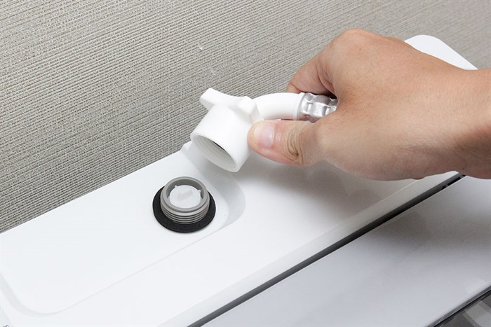 Máy giặt Panasonic 7 kg NA-F70VS7HRV Màu Xám nhạt