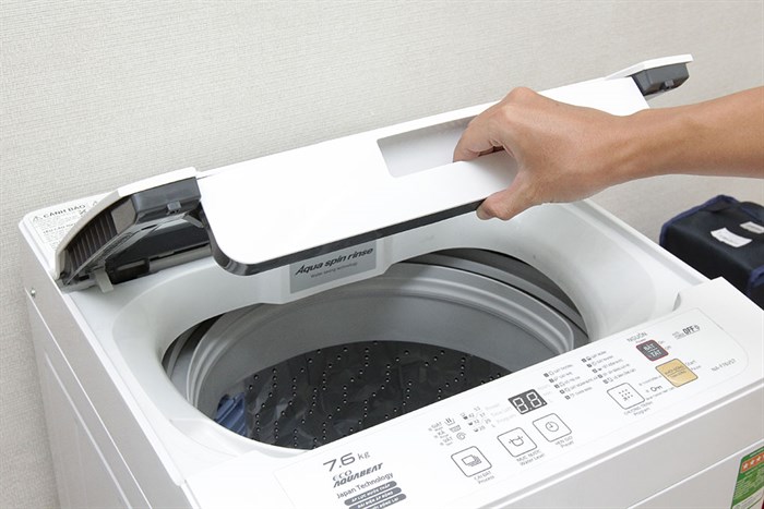 Máy giặt Panasonic 7.6 kg NA-F76VS7WRV Màu Trắng