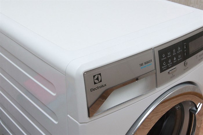 Máy giặt Electrolux 11 kg EWF14112