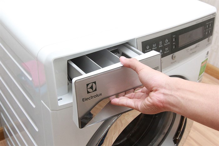 Máy giặt Electrolux 11 kg EWF14112