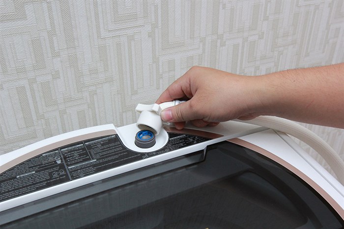 Máy giặt Toshiba 8.2kg AW-MF920LV WK Màu Trắng