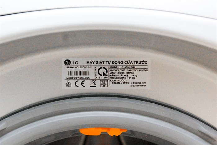 Máy giặt LG 9 kg F1409NPRL