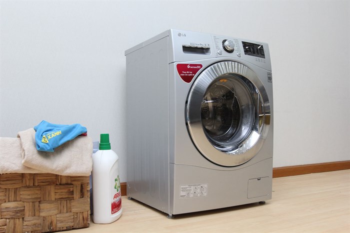 Máy giặt LG 9 kg F1409NPRL