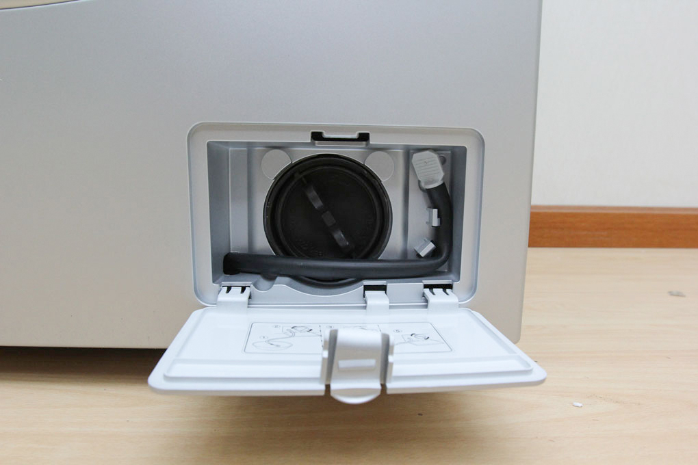 Máy giặt LG 9 kg F1409NPRL