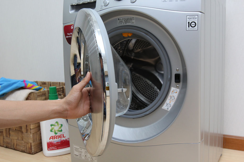 Máy giặt LG 9 kg F1409NPRL