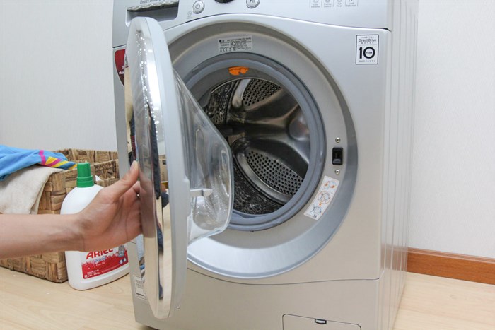 Máy giặt LG 8 kg F1408NPRL