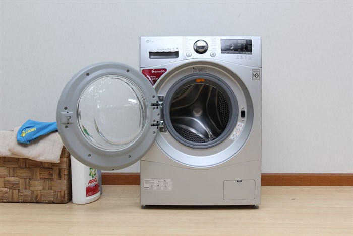 Máy giặt LG 8 kg F1408NPRL