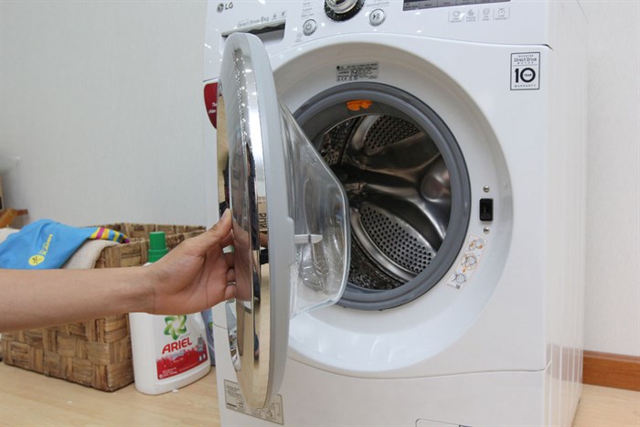 Máy giặt LG Inverter 8 kg F1208NPRW