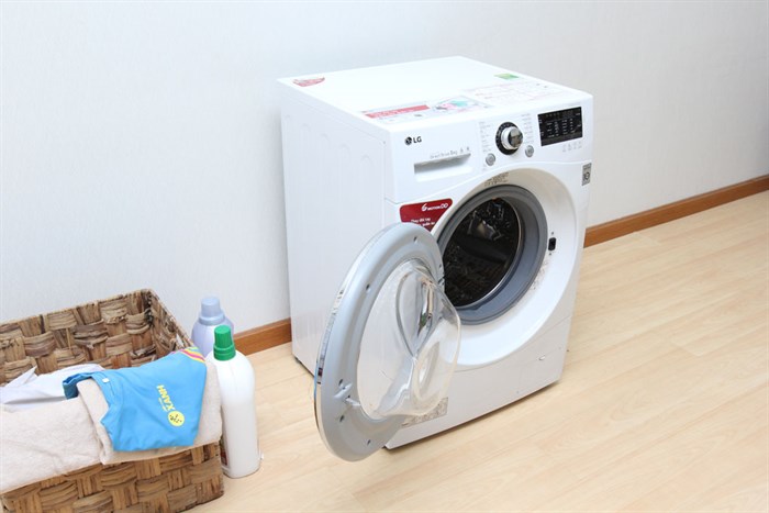 Máy giặt LG Inverter 8 kg F1208NPRW