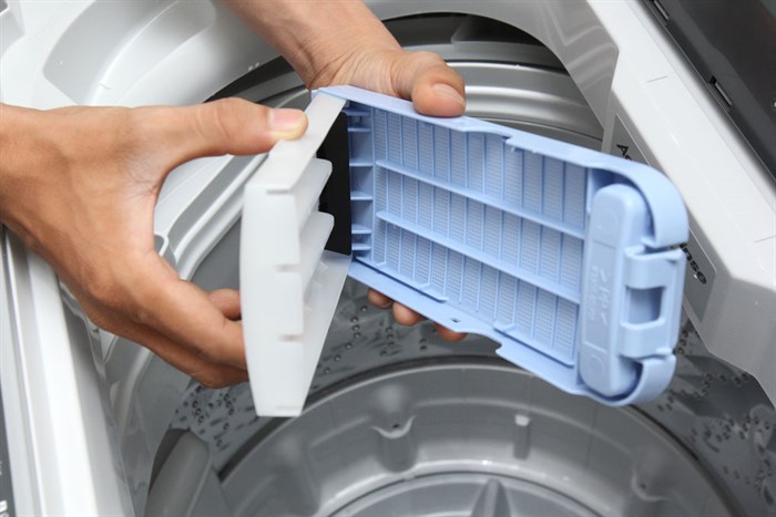 Máy giặt Panasonic 7 kg NA-F70VS7HCV Màu Xám nhạt