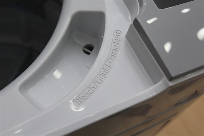 Máy giặt Panasonic 7 kg NA-F70VS7HCV Màu Xám nhạt