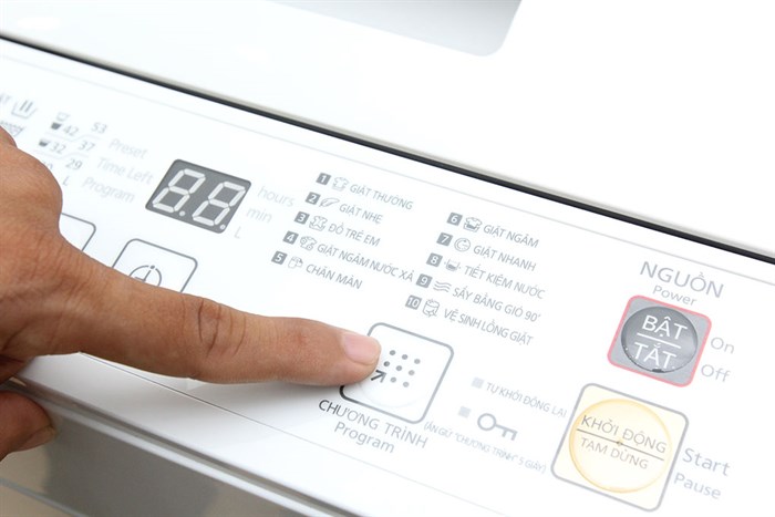 Máy giặt Panasonic 7.6 kg NA-F76VS7WCV Màu Trắng