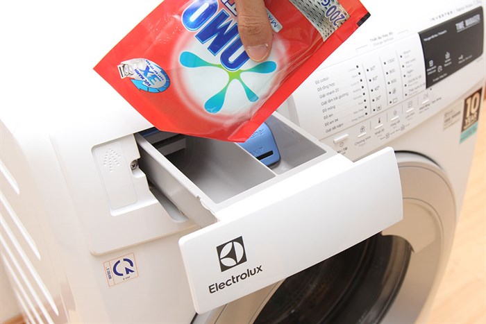 Máy giặt Electrolux Inverter 7.5 kg EWF10744 Màu Trắng