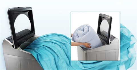 Thiết kế lồng đứng với nắp máy mở rộng, giúp bạn dễ dàng bỏ vào và lấy quần áo ra nhanh chóng, đơn giản.