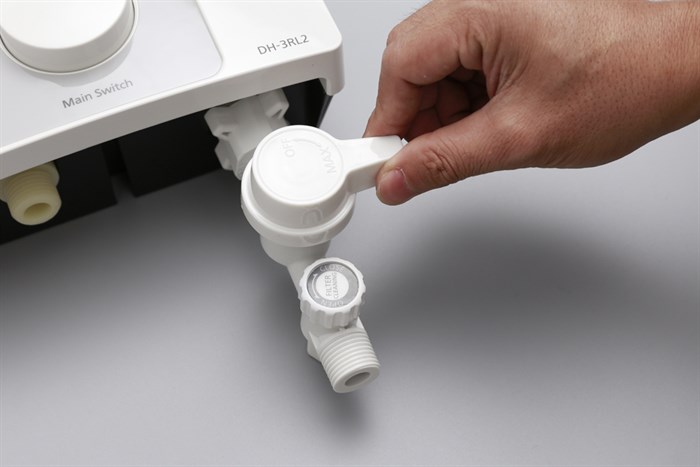 Máy nước nóng trực tiếp Panasonic 3500W DH-3RL2VH Màu Trắng