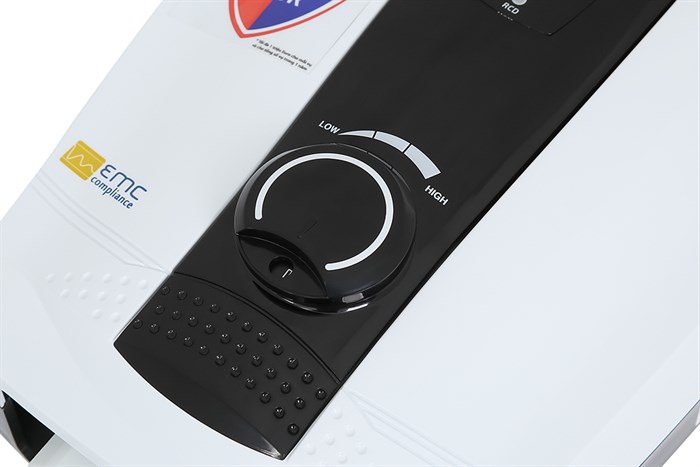 Máy nước nóng trực tiếp Centon 4500W WH8338E EMC Màu Trắng