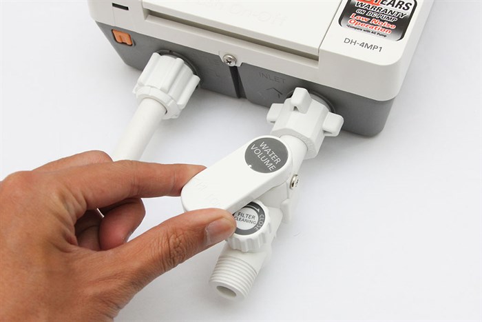 Máy nước nóng trực tiếp Panasonic 4500W DH-4MP1VW Màu Trắng