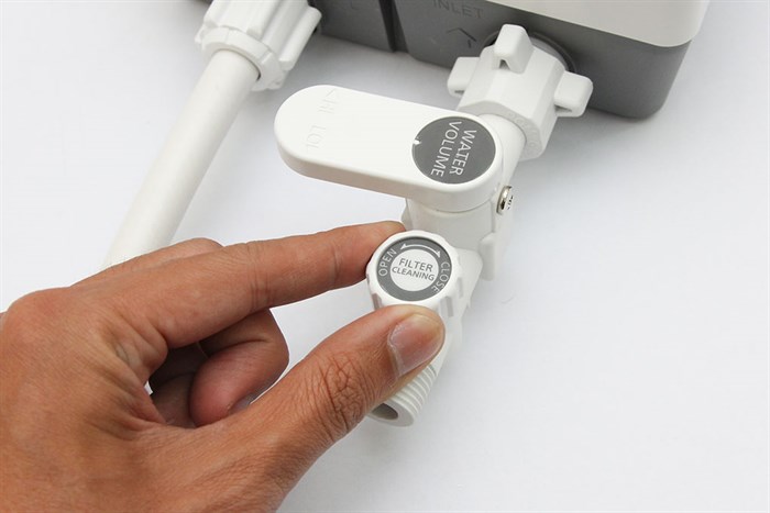 Máy nước nóng trực tiếp Panasonic 4500W DH-4MP1VW Màu Trắng