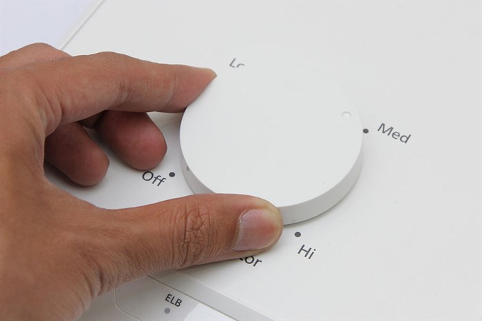 Máy nước nóng trực tiếp Panasonic 4500W DH-4MP1VW Màu Trắng