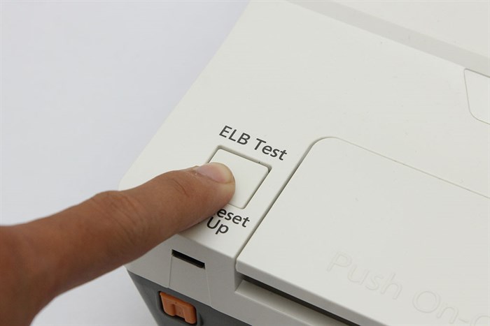 Máy nước nóng Panasonic DH-4MS1VW 4.5kW Màu Trắng