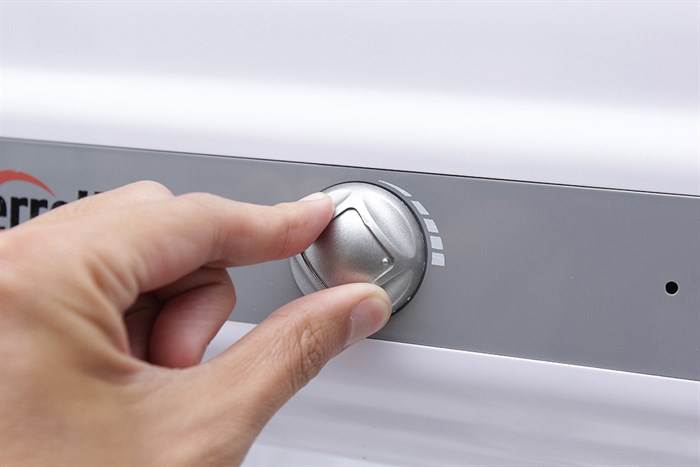 Bình nước nóng ngang Ferroli QQ EVO ME 15 lít Màu Trắng