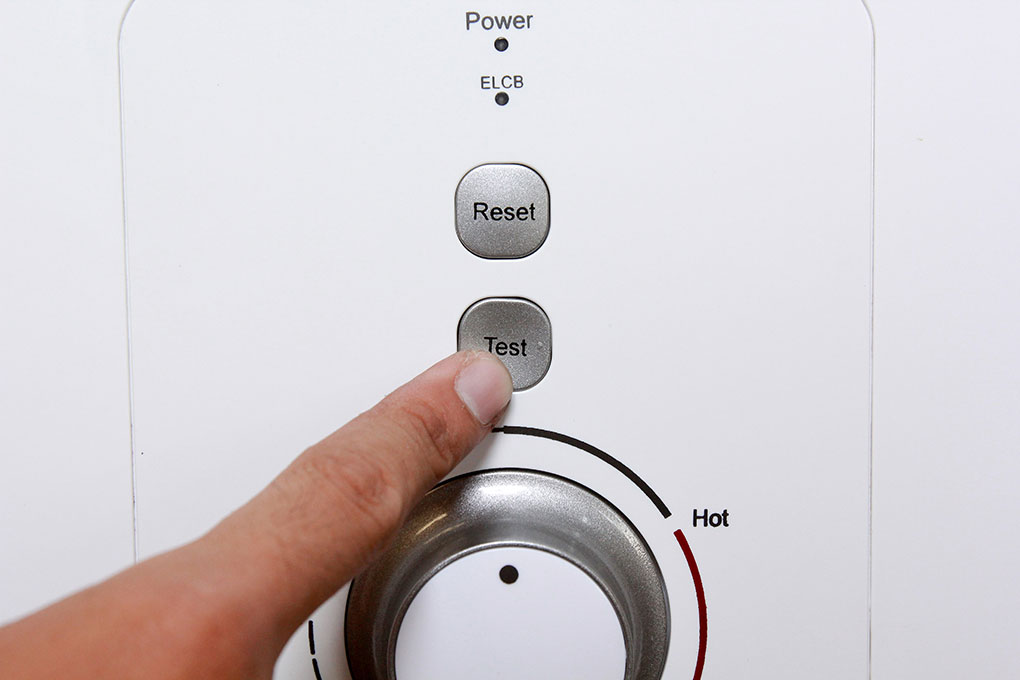 Máy nước nóng Electrolux EWS30DDX-DW 30 lít Màu Trắng