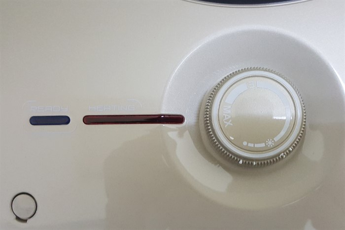 Máy nước nóng Ariston 20 lít SL 20 MT Màu Trắng - vàng đồng