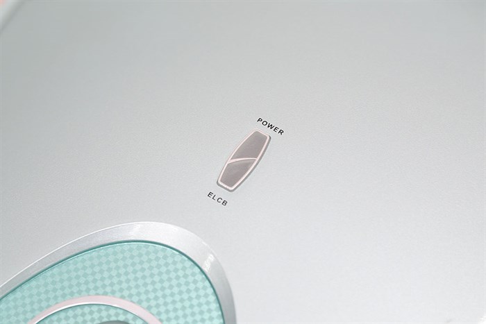 Máy nước nóng Centon KS500E SOLID 4.5 kW Màu Xanh lá