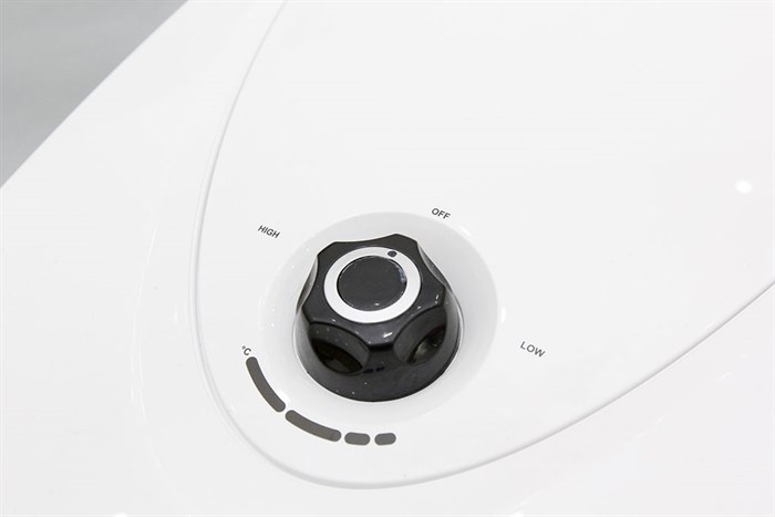 Máy nước nóng Ariston VR-E4522E-WH W/White Màu Trắng