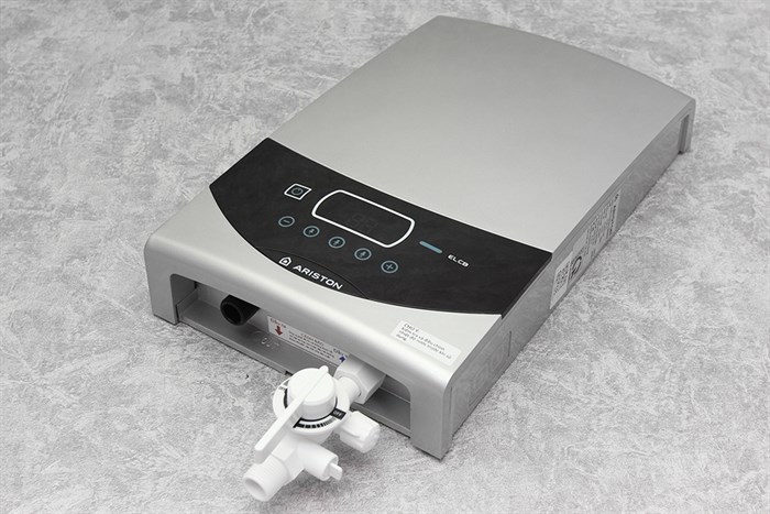 Bình nóng lạnh trực tiếp Ariston 4500W ST45PE-VN Màu Bạc