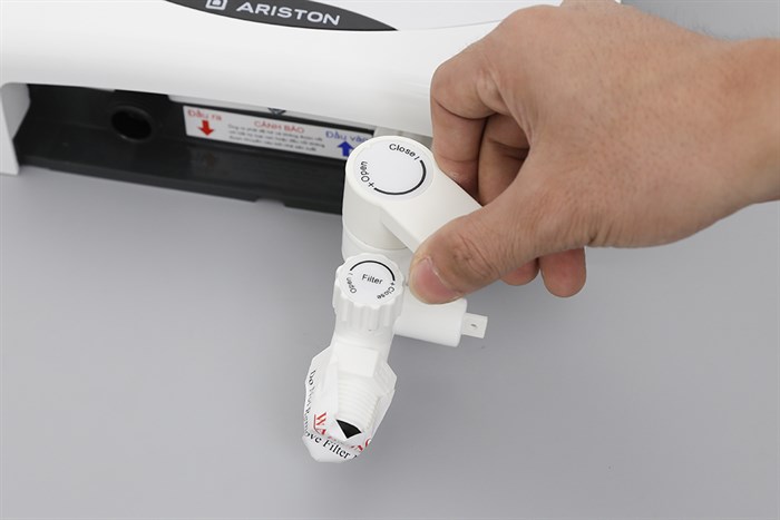 Máy nước nóng Ariston SM45PE-VN Màu Trắng