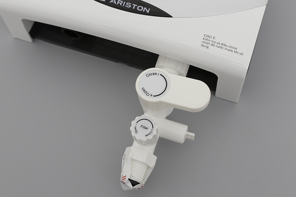 Máy nước nóng Ariston SM45PE-VN Màu Trắng